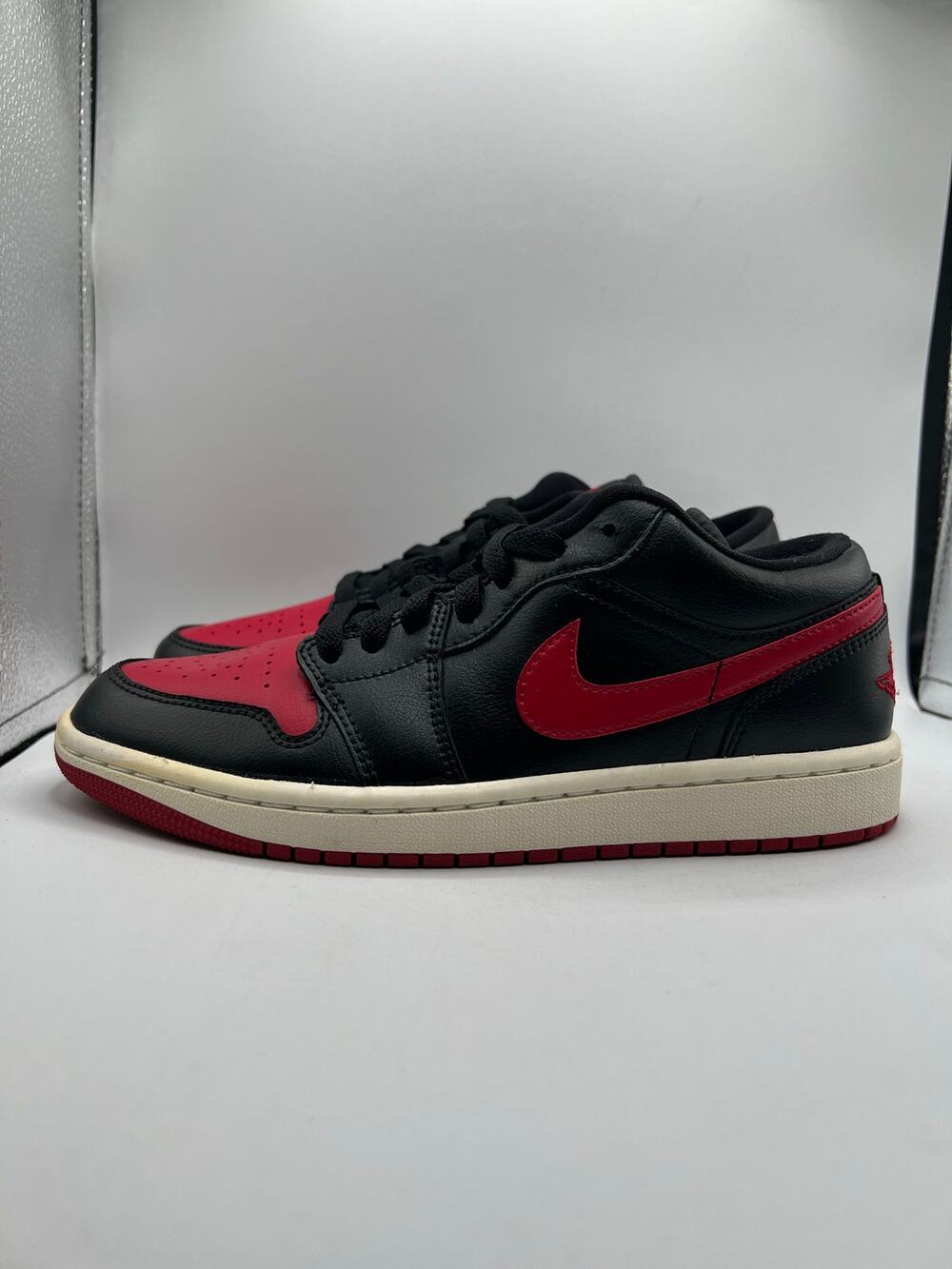 Air Jordan 1 low Wmns ‘Bred Sail’ size 7.5w